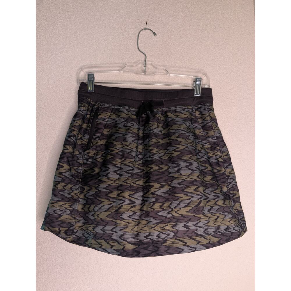 The North Face Camo Running Skort S Activewear Gorpcore Outdoor Adventure